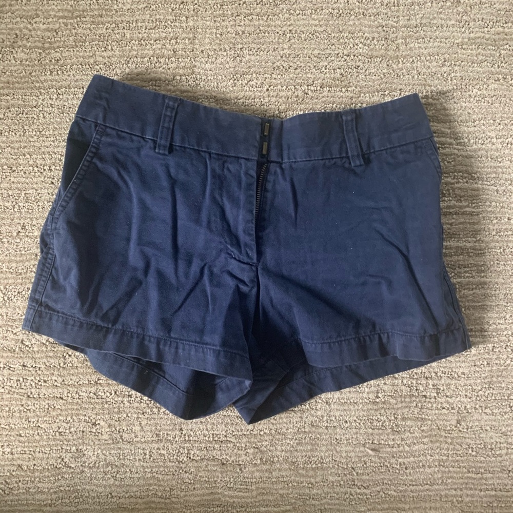 Vineyard Vines shorts size 0